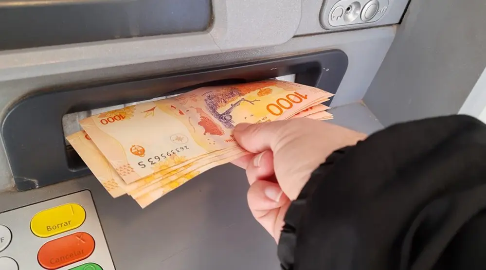 Nuevos límites para extraer efectivo en cajeros: cuánto se puede retirar